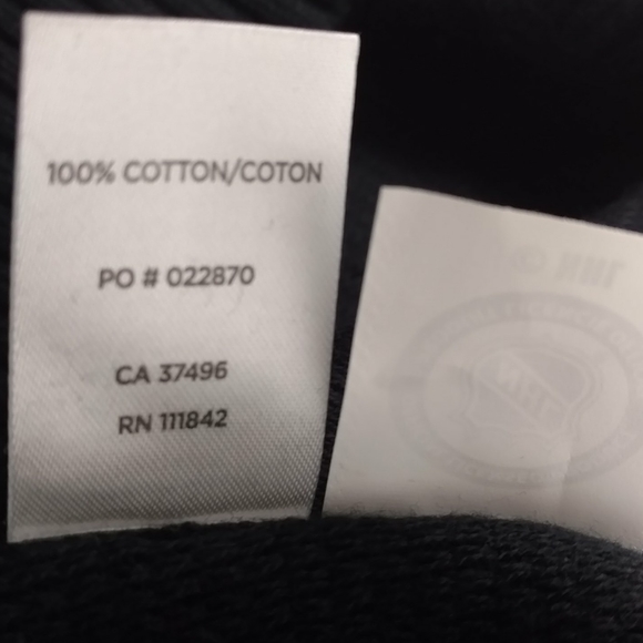 Men's NHL Muskoka Optic Crest Crew Neck Sweater - Picture 10 of 11